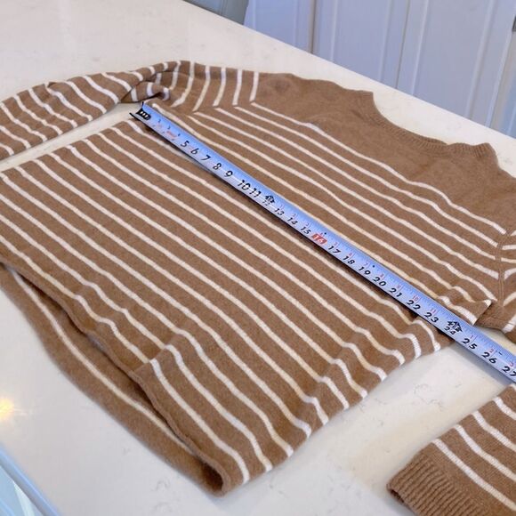 NEW Reformation 100% Cashmere Tan White Striped boyfriend crew boxy sweater XL - Picture 8 of 8